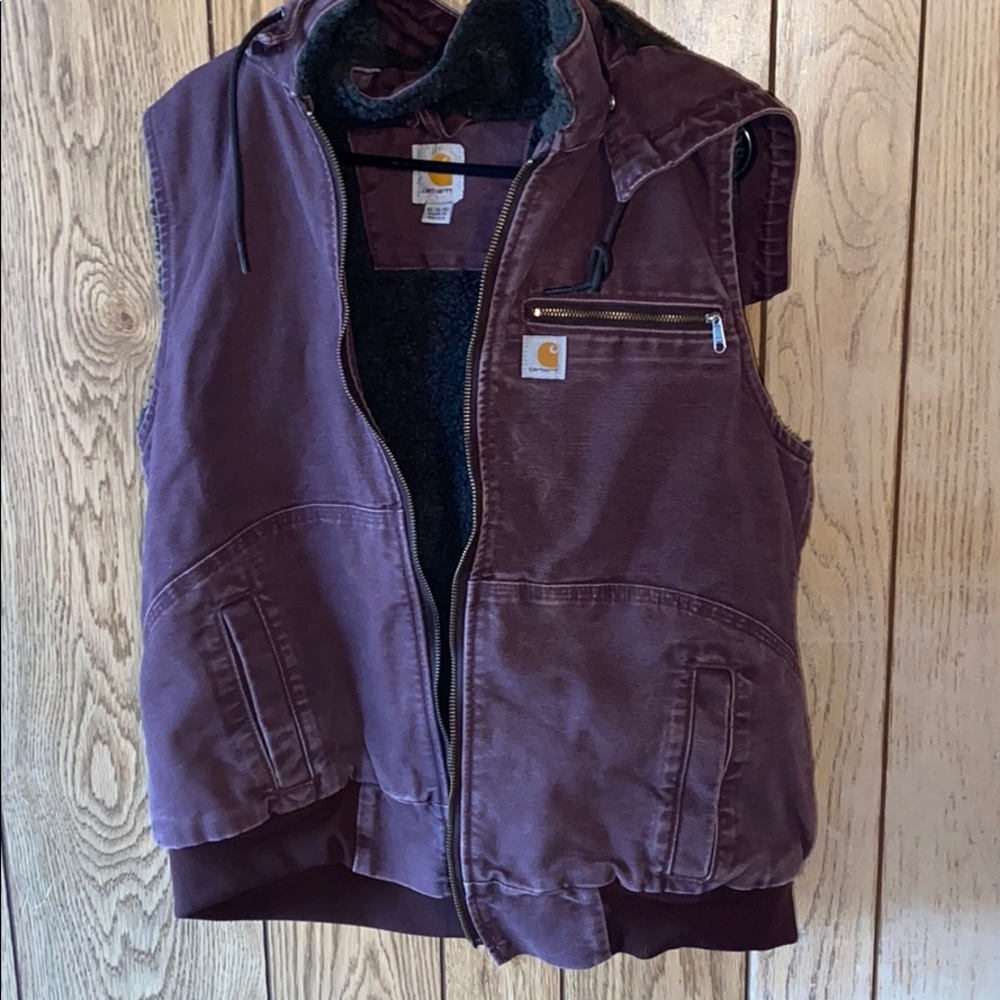 Women’s hooded lined carhartt vest